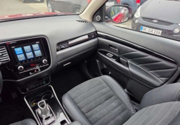 Mitsubishi Outlander III 2021 Mitsubishi Outlander 2.4plug-in hybrid 4wd FULL LED 2xPDC Kamera Grz.Fotel, zdjęcie 21