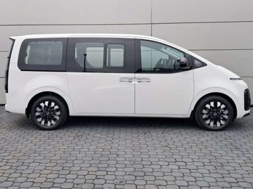 Hyundai Staria 1.6 T-GDI HEV 225KM 2025 Hyundai Staria HEV Luxury Dark 1.6 Hybryda 225KM, zdjęcie 3