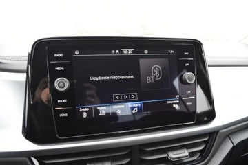 Volkswagen T-Roc I SUV Facelifting 1.5 TSI ACT 150KM 2022 Volkswagen T-Roc Salon PL 1.5TSI 150KM LIFEPakiety x4 ACC LEDPlus AndroidA, zdjęcie 17