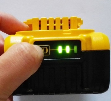 Аккумулятор DeWalt XR 18В 5Ач DCB184