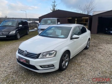 Volkswagen Passat B7 Limousine 2.0 TDI CR BlueMotion 177KM 2013 Volkswagen Passat 2.0tdi 4-Motion R-Line max wyposazenie Webasto ledy xeno, zdjęcie 15