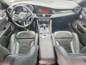 Alfa Romeo Giulia II Sedan 2.9 V6 510KM 2018 Alfa Romeo Giulia Alfa Romeo Giulia Quadrifoglio 2.9 Benzyna 510KM, zdjęcie 7