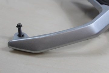 SUZUKI DL650 V-STROM РУЧКА ЗАДНЯЯ ПАССАЖИРСКАЯ РАМА