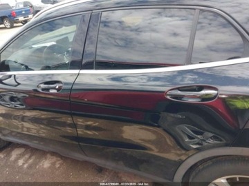 Mercedes GLA II 2020 Mercedes-Benz GLA 250 2020 2.0l 2.0 Benzyna 208KM, zdjęcie 2