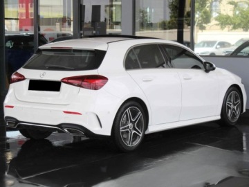 Mercedes Klasa A W177/V177 Hatchback Facelifting 2.0 220 190KM 2025 A Klasa 220 4-Matic AMG Line 2.0 (moc 190 KM) 2025, zdjęcie 1