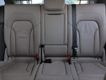 Audi Q5 I SUV 3.2 FSI 270KM 2010 Audi Q5 3.2 FSI, 4X4, Automat, Skóra, Navi, zdjęcie 9