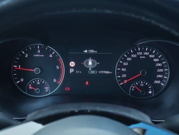 Kia Optima II Kombi Facelifting 1.6 VGT CRDi 136KM 2019 Kia Optima 1.6 CRDi, Salon Polska, Serwis ASO, zdjęcie 10