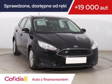 Ford Focus III Hatchback 5d facelifting 1.0 EcoBoost 100KM 2015 Ford Focus 1.0 EcoBoost, Salon Polska, Klima