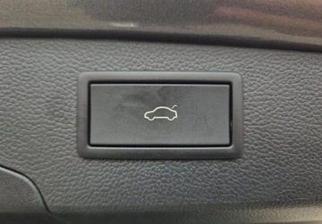 Skoda Superb III Kombi Facelifting 1.5 TSI 150KM 2024 Skoda Superb 1.5eTSI 150KM SelectionPakiety MatrixLED ACC 4Podgrzew.Fot. A, zdjęcie 32