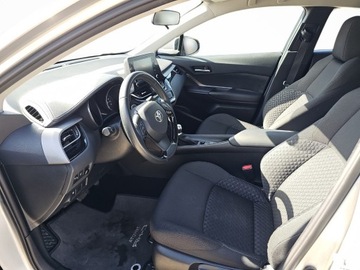 Toyota C-HR I Crossover Facelifting 1.8 Hybrid 122KM 2023 Toyota C-HR 1.8 Hybrid GPF Comfort, zdjęcie 11