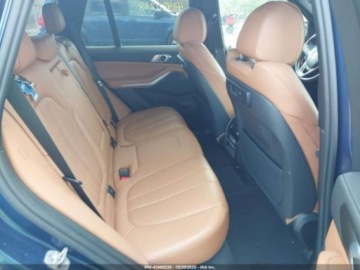 BMW X5 G05 2022 BMW X5 2022 BMW X5 xDrive40i Sports Activity Vehicle 3.0 Benzyna 335KM, zdjęcie 11