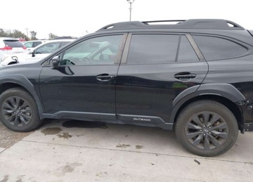 Subaru 2023 Subaru Outback 2023r., Onyx Edition Xt, 2.4L, od ubezpieczalni 2.4 Benzyna, zdjęcie 3