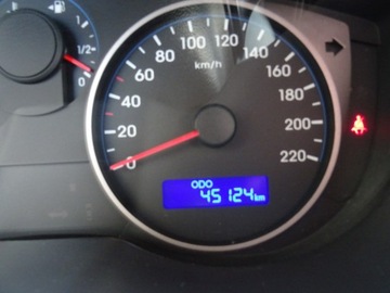 Hyundai i20 I Hatchback 5d Facelifting 1.2 DOHC 85KM 2014 Hyundai i20 Samochód z bardzo niskim przebiegiem, zdjęcie 5