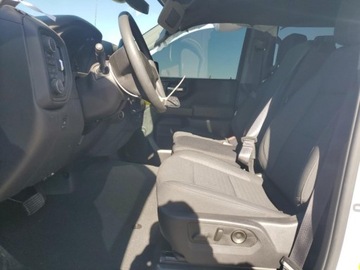 Chevrolet Silverado II 2024 Chevrolet Silverado 2024r. K1500 TRAIL BOSS CUSTOM, od ubezpieczalni 5.3, zdjęcie 6