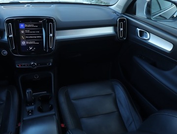 Volvo XC40 Crossover 1.5 T3 163KM 2019 Volvo XC40 T3, Salon Polska, Serwis ASO, Automat, zdjęcie 7