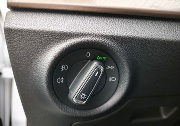 Skoda Kamiq Crossover 1.0 TSI 110KM 2021 Skoda Kamiq Style Pakiet Comfort, ACC, Kamera, LED, Podgrzewane fotele, S, zdjęcie 19