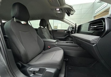 Volkswagen Passat B8 Variant Facelifting 1.5 TSI EVO 150KM 2025 Volkswagen Passat Variant Basic Pakiet Zimowy, ACC, Kamera, Indukcyjna la, zdjęcie 17