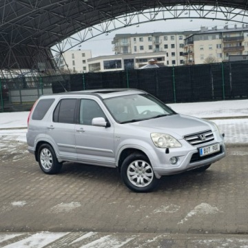 Honda CR-V II 2.0 16V 150KM 2005 Honda CR-V 2.0 Benzyna, zdjęcie 3