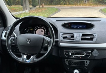 Renault Megane III Grandtour Facelifting 2013 Energy dCi 130KM 2014 Renault Megane Renault Megane 1.6 dCi Energy Zen 1.6 Diesel 130KM, zdjęcie 7