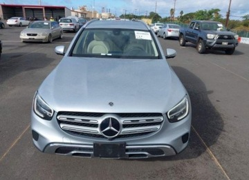 Mercedes GLC C253 2021 Mercedes-Benz GLC 2021, 2.0L, od ubezpieczalni 2.0 Benzyna 255KM, zdjęcie 3