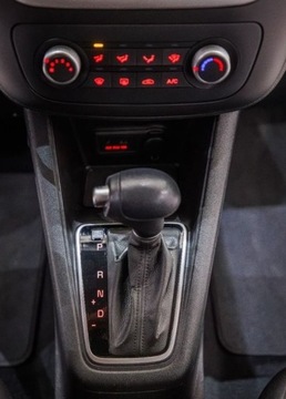 Kia Venga Mikrovan 1.6 DOHC CVVT 125KM 2015 Kia Venga 1.6 M aut 1.6 Benzyna 125KM, zdjęcie 28