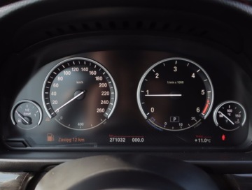 BMW Seria 5 F10-F11 Touring 525d 218KM 2011 BMW 5 525d xDrive, 214 KM, 4X4, Automat, Skóra, zdjęcie 10
