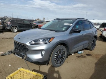 Ford Escape III 2022 Ford Escape Ford Escape SEL AWD, od ubezpieczalni po gradobiciu 2.0 Benzyna, zdjęcie 2