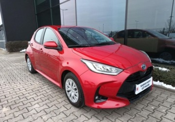 Toyota 2023 Toyota Yaris 1.5 Hybrid 92KM Automat CVT Comfort Vat 23 1.5 Hybryda 116KM, zdjęcie 4