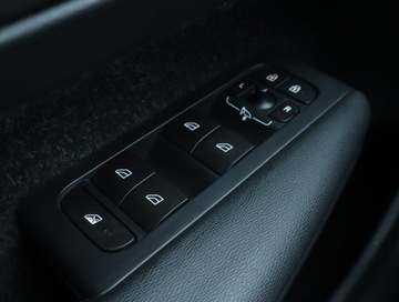 Volvo XC40 Crossover 2.0 T4 190KM 2019 Volvo XC40 T4, Salon Polska, Serwis ASO, 4X4, zdjęcie 17