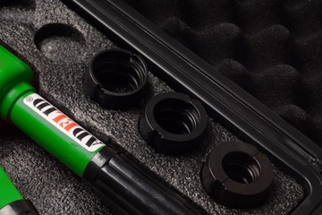 ГИДРАВЛИЧЕСКИЙ ПРЕССОВАТЕЛЬ ДЛЯ ТРУБ PEX XL (U)