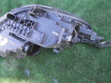 HYUNDAI I30 III SVĚTLO LEVÝ PŘEDNÍ SVĚTLOMET EVROPA