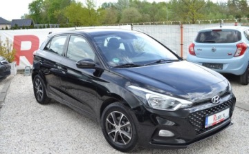 Hyundai i20 II Hatchback 5d Facelifting KAPPA 1.2 MPI 75KM 2018 Hyundai i20 Bezwypadkowy - Niski przbieg - OPLACONY - Super Stan 1.2 75KM, zdjęcie 8