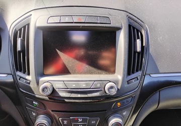 Opel Insignia I Sedan Facelifting 2.0 CDTI ECOFLEX 140KM 2014 Opel Insignia 2014r, 2.0CDTI. Uszkodzony tyl. Jezdzi. 2.0 Diesel 140KM, zdjęcie 13