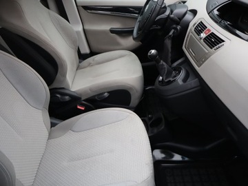 Citroen C4 Picasso I 1.6 VTi 120KM 2013 Citroen C4 Picasso 1.6 i, Salon Polska, Klima, zdjęcie 8