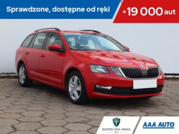Skoda Octavia III Kombi Facelifting 1.6 TDI 115KM 2019 Skoda Octavia 1.6 TDI, Salon Polska, Serwis ASO