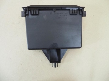 VW Bora Golf IV КАССЕТНЫЙ ПАНЕЛИ 1J0857058B