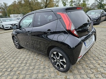 Toyota Aygo II Hatchback 3d Facelifting 1.0 VVT-i 72KM 2021 Toyota Aygo 1.3 Benzyna 72KM salon polska kamera, zdjęcie 3