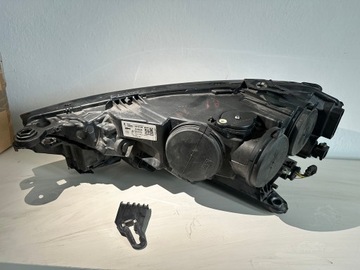 AUDI A1 82A SVĚTLO PŘEDNÍ PRAVÁ 82A941004 19R. EVROPA