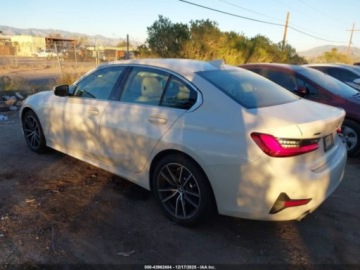 BMW Seria 3 G20-G21 2022 BMW Seria 3 330i xDrive 2022 2.0 Benzyna 255KM, zdjęcie 3