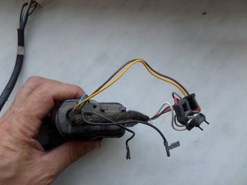 Механизм закрытия зеркала Avensis T25 подъемник правый 9-контактный 9-контактный