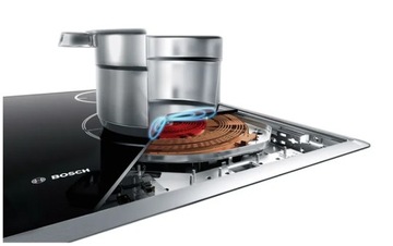 Индукционная варочная панель 59 см черное стекло BOSCH PVQ61RBB5E PowerBoost