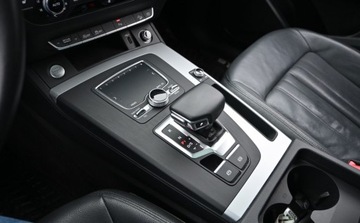 Audi Q5 II SUV 2.0 35 TDI 163KM 2020 Audi Q5 2,0 TDI Full led Nawigacja Kamera HEDA UP serwisowany 2.0 Diesel, zdjęcie 14