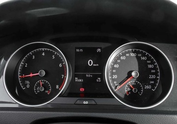 Volkswagen Golf VII Hatchback 3d Facelifting 1.0 TSI 115KM 2019 Volkswagen Golf 1.0 TSI 116KM Trendline Czujniki Przod Tyl Front Assist, zdjęcie 18