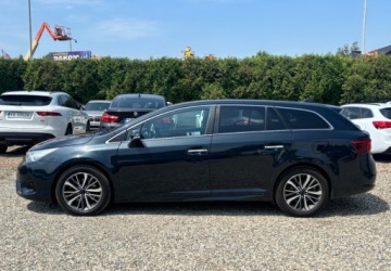 Toyota Avensis III Wagon Facelifting 2015 2.0 D-4D 143KM 2016 Toyota Avensis Polski Salon Po wymianie rozrzadu Gwarancja 2.0 Diesel, zdjęcie 1