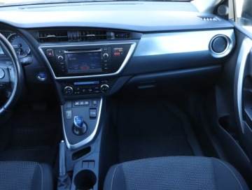 Toyota Auris II 2013 Toyota Auris 1.8 Valvematic, Automat, Navi, Klima, zdjęcie 7