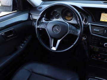 Mercedes Klasa E W212 Kombi 200 CGI BlueEFFICIENCY 184KM 2012 Mercedes E E 200, Automat, Skóra, Navi, Xenon, zdjęcie 6