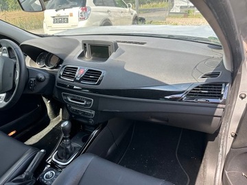 DESKA KONZOLA ULOŽENÍ PÁSY KPL RENAULT MEGANE III 13 ROK