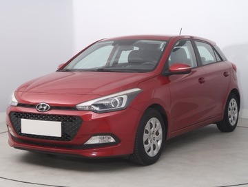 Hyundai i20 I Hatchback 5d Facelifting 1.4 CVVT 100KM 2015 Hyundai i20 1.4, Salon Polska, Klima, Tempomat, zdjęcie 1