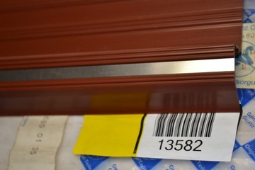 Mercedes W123 Накладка на задний порог