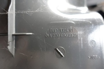 Mercedes R230 SL osłona nakładka pasa bagażnika tył 2306902325